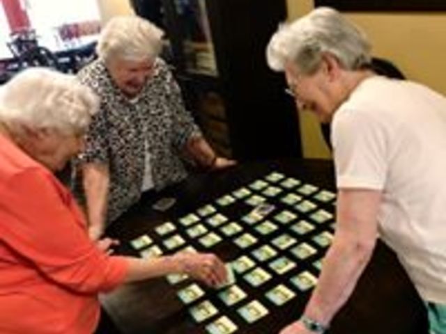 WOODLEAF SENIOR CARE